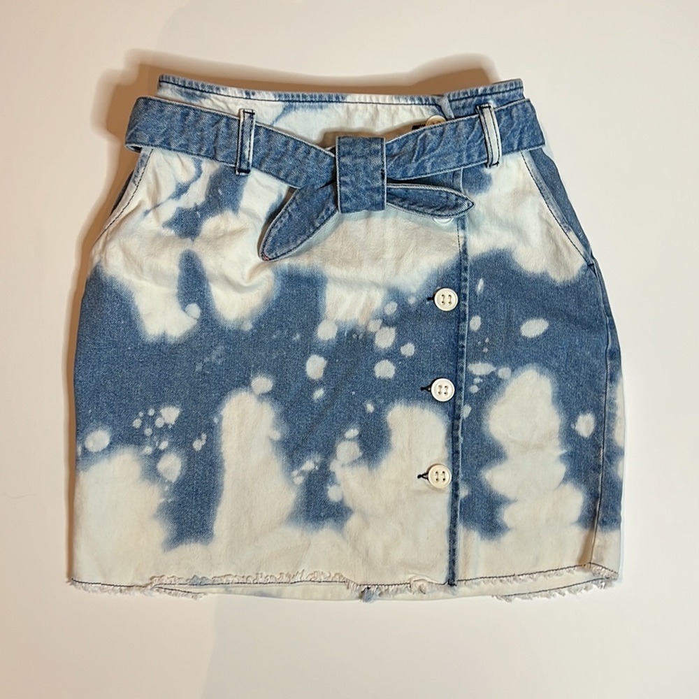 BDG bleached denim jean skirt with pockets blue size Small